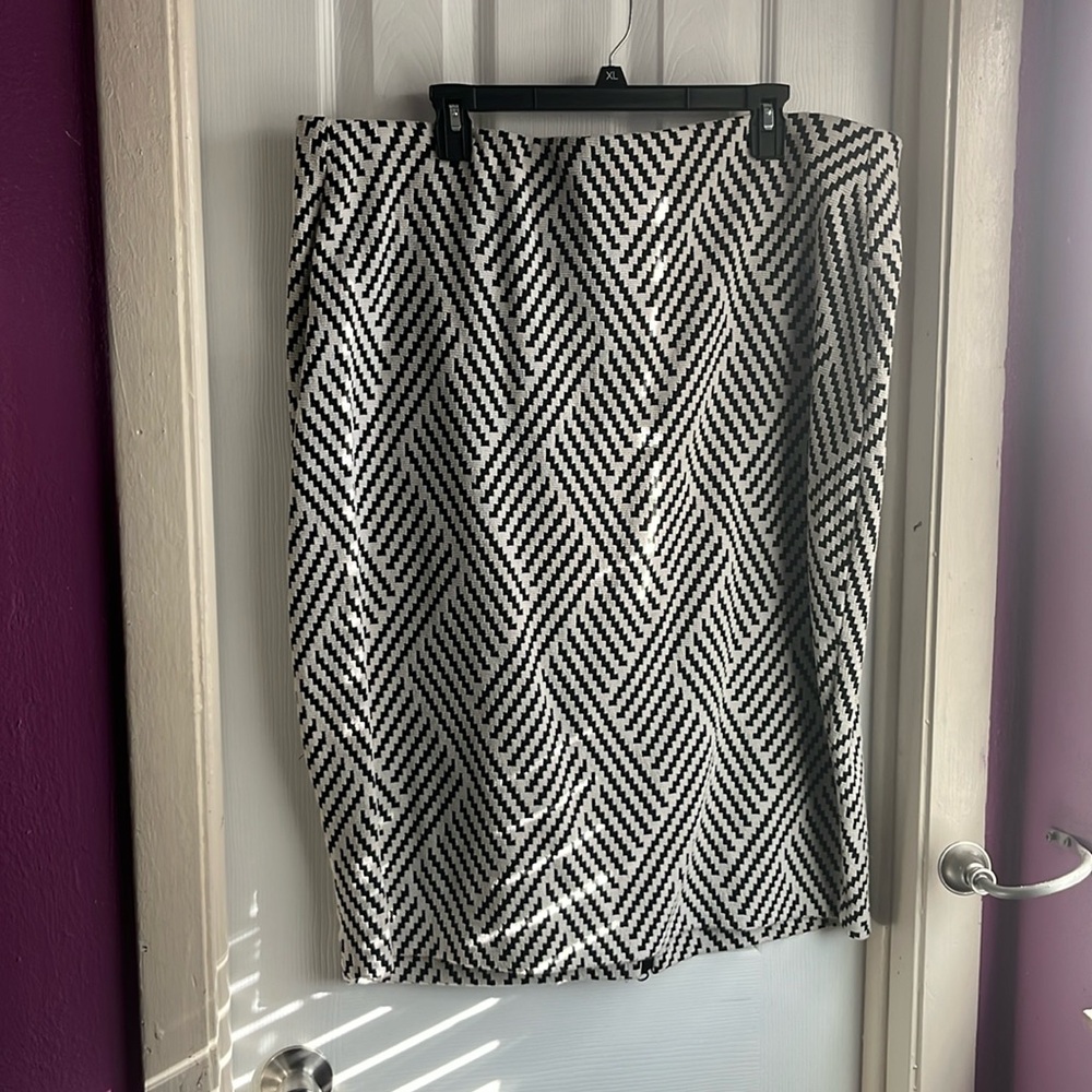 Lane Bryant size 20 skirt with full zipper on back. Length shown